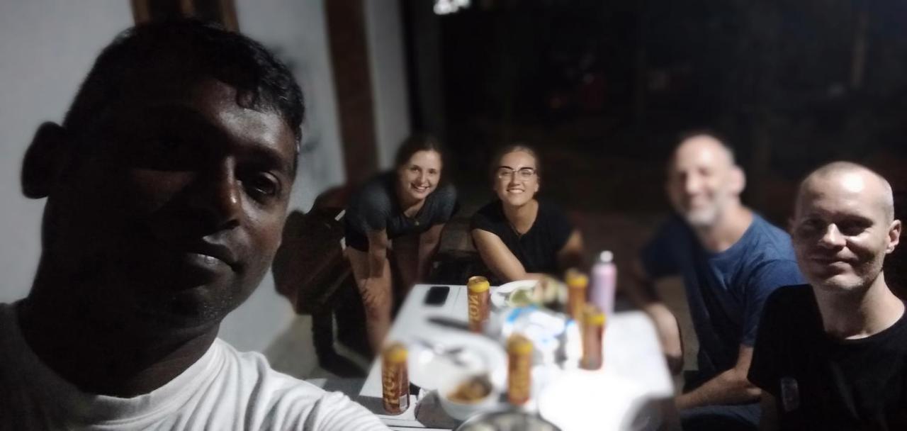 Walkers Hostel تريكونامالاي المظهر الخارجي الصورة