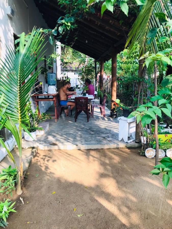 Walkers Hostel تريكونامالاي المظهر الخارجي الصورة